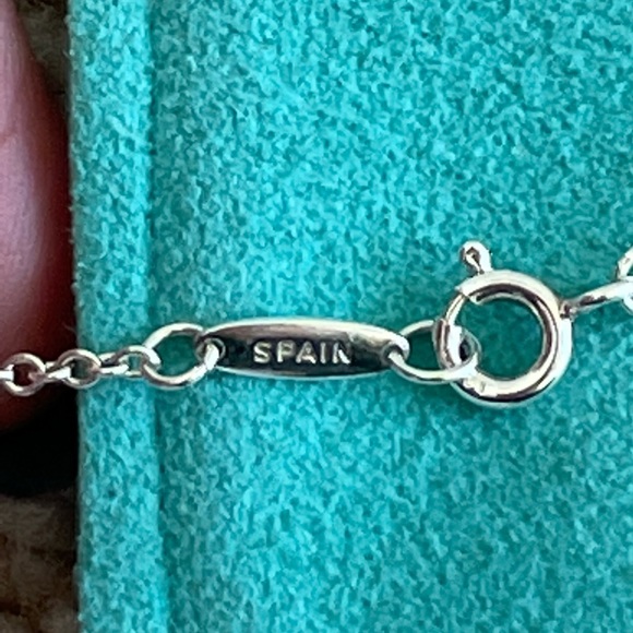 Tiffany & Co. Elsa Peretti Necklace with Diamond - Picture 5 of 10